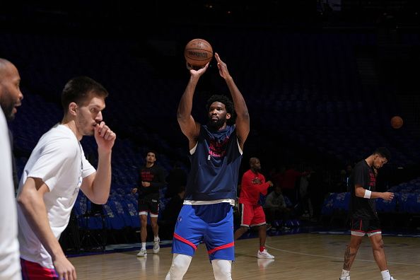 PHILADELPHIA, PA - OCTOBER 29: Joel Embiid #21 of the Philadelphia 76ers warms up before the game against the Portland Trail Blazers on October 29, 2023 at the Wells Fargo Center in Philadelphia, Pennsylvania NOTE TO USER: User expressly acknowledges and agrees that, by downloading and/or using this Photograph, user is consenting to the terms and conditions of the Getty Images License Agreement. Mandatory Copyright Notice: Copyright 2023 NBAE (Photo by Jesse D. Garrabrant/NBAE via Getty Images)