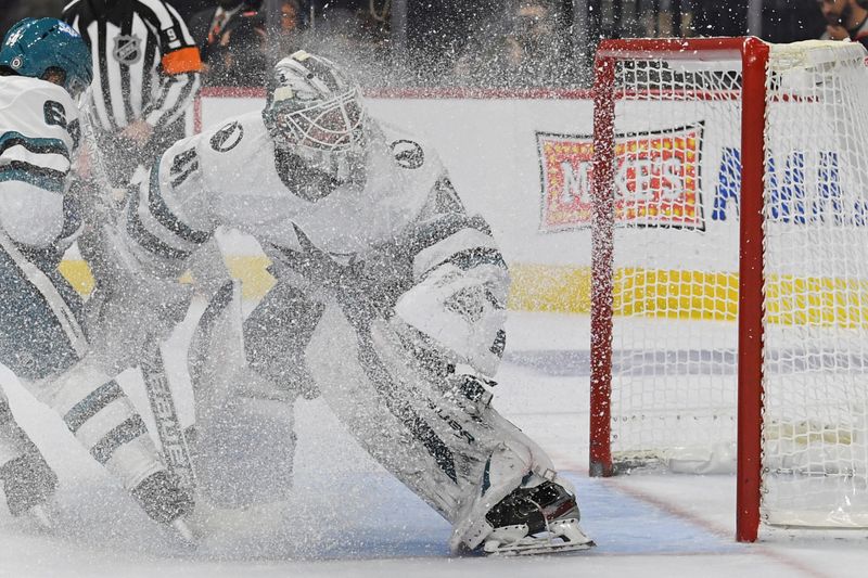 Philadelphia Flyers Edge Out San Jose Sharks in a Shootout Victory at Wells Fargo Center