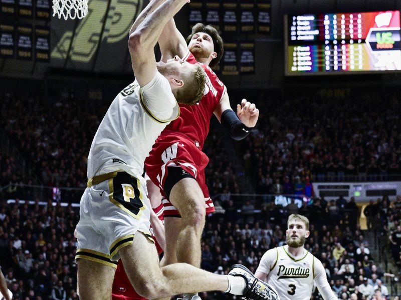 Purdue Boilermakers vs Wisconsin Badgers: Fletcher Loyer Leads the Charge in Anticipated Matchup