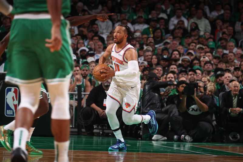 BOSTON, MA - OCTOBER 22: Jalen Brunson #11 of the New York Knicks looks to pass the ball during the game against the Boston Celtics on October 22, 2024 at TD Garden in Boston, Massachusetts. NOTE TO USER: User expressly acknowledges and agrees that, by downloading and or using this Photograph, user is consenting to the terms and conditions of the Getty Images License Agreement. Mandatory Copyright Notice: Copyright 2024 NBAE (Photo by Nathaniel S. Butler/NBAE via Getty Images)