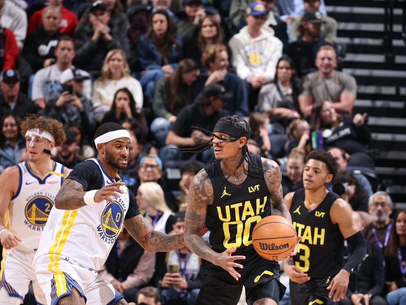 SALT LAKE CITY, UT - OCTOBER 25: Jordan Clarkson #00 of the Utah Jazz handles the ball during the game on October 25, 2024 at Delta Center in Salt Lake City, Utah. NOTE TO USER: User expressly acknowledges and agrees that, by downloading and or using this Photograph, User is consenting to the terms and conditions of the Getty Images License Agreement. Mandatory Copyright Notice: Copyright 2024 NBAE (Photo by Melissa Majchrzak/NBAE via Getty Images)