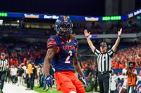 UTSA Roadrunners Set to Clash with Texas Longhorns in High-Stakes Showdown