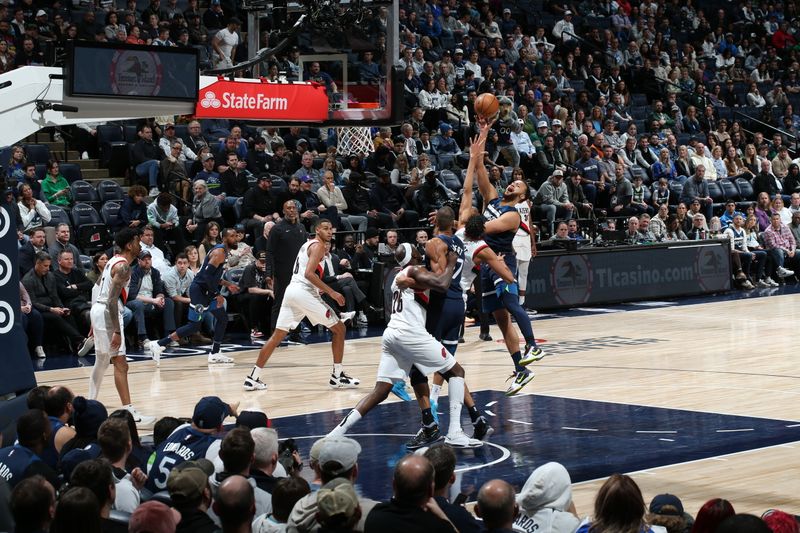 MINNEAPOLIS, MN -  MARCH 4: Kyle Anderson #1 of the Minnesota Timberwolves drives to the basket during the game against the Portland Trail Blazers on March 4, 2024 at Target Center in Minneapolis, Minnesota. NOTE TO USER: User expressly acknowledges and agrees that, by downloading and or using this Photograph, user is consenting to the terms and conditions of the Getty Images License Agreement. Mandatory Copyright Notice: Copyright 2024 NBAE (Photo by David Sherman/NBAE via Getty Images)