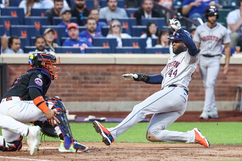 Astros' Offensive Effort Falls Short Against Mets at Citi Field