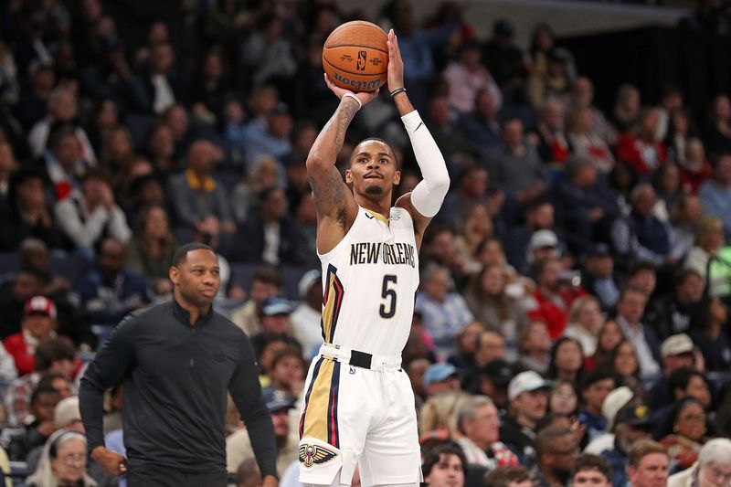 MEMPHIS, TENNESSEE - NOVEMBER 29: Dejounte Murray #5 of the New Orleans Pelicans takes a shot during the second half against the Memphis Grizzlies of an Emirates NBA Cup game at FedExForum on November 29, 2024 in Memphis, Tennessee. NOTE TO USER: User expressly acknowledges and agrees that, by downloading and or using this photograph, User is consenting to the terms and conditions of the Getty Images License Agreement. (Photo by Justin Ford/Getty Images)