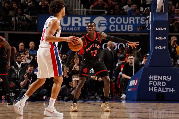 DETROIT, MI - DECEMBER 30: Dennis Schroder #17 of the Toronto Raptors plays defense against the Detroit Pistons  on December 30, 2023 at Little Caesars Arena in Detroit, Michigan. NOTE TO USER: User expressly acknowledges and agrees that, by downloading and/or using this photograph, User is consenting to the terms and conditions of the Getty Images License Agreement. Mandatory Copyright Notice: Copyright 2023 NBAE (Photo by Brian Sevald/NBAE via Getty Images)