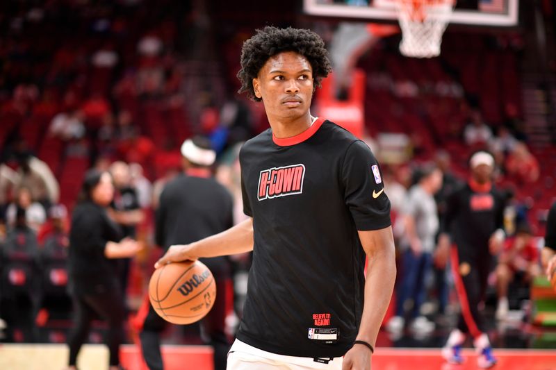 HOUSTON, TX -NOVEMBER 23:  Amen Thompson #1 of the Houston Rockets warms up before the game against the Portland Trail Blazers on November 23, 2024 at the Toyota Center in Houston, Texas. NOTE TO USER: User expressly acknowledges and agrees that, by downloading and or using this photograph, User is consenting to the terms and conditions of the Getty Images License Agreement. Mandatory Copyright Notice: Copyright 2024 NBAE (Photo by Logan Riely/NBAE via Getty Images)