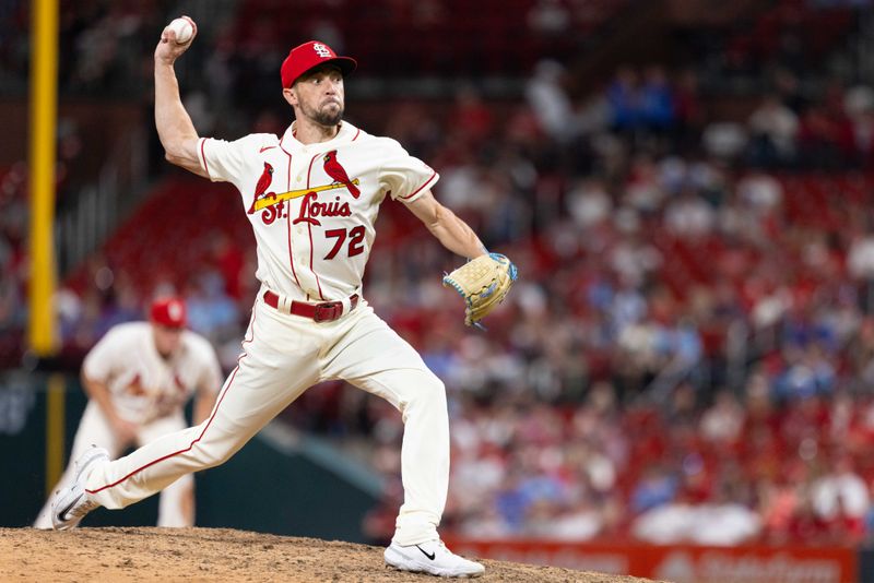 Sep 30, 2023; St. Louis, Missouri, USA; St. Louis Cardinals closer Casey Lawrence (72) pitches against the Cincinnati Reds in the ninth inning at Busch Stadium. Mandatory Credit: Zach Dalin-USA TODAY Sports