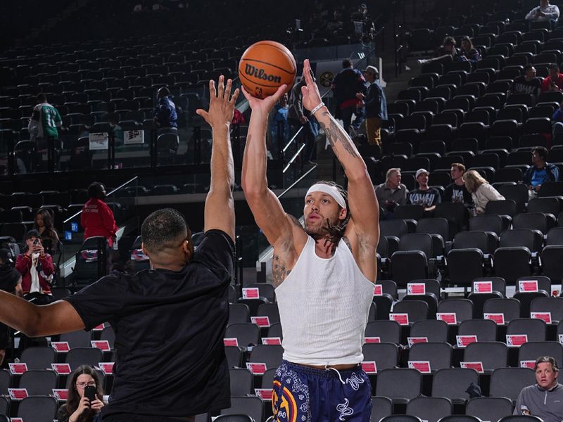 INGLEWOOD, CA - APRIL 24:  Aaron Gordon #32 of the Denver Nuggets warms up before the game against the LA Clippers during Round 1 Game 3 of the 2025 NBA Playoffs on April 24, 2025 at Intuit Dome in Los Angeles, California. NOTE TO USER: User expressly acknowledges and agrees that, by downloading and/or using this Photograph, user is consenting to the terms and conditions of the Getty Images License Agreement. Mandatory Copyright Notice: Copyright 2025 NBAE (Photo by Garrett Ellwood/NBAE via Getty Images)
