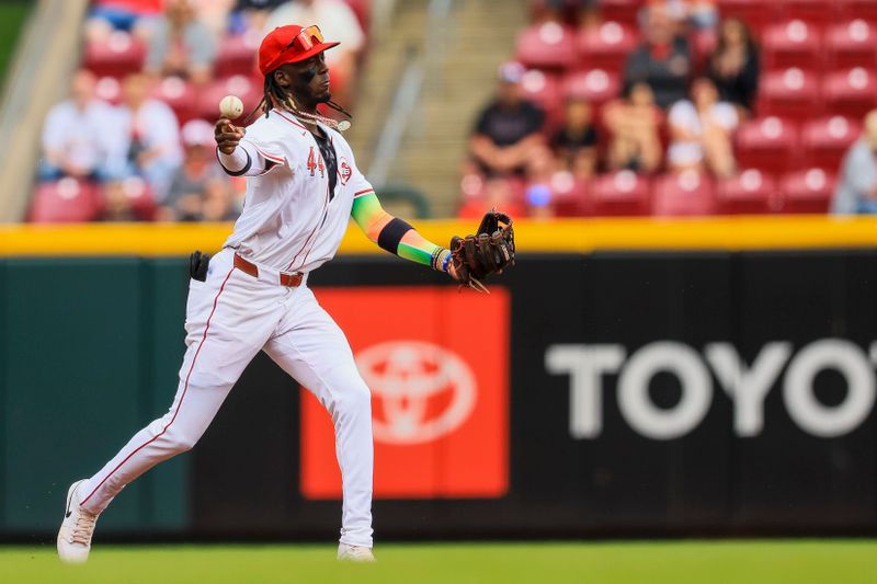 May 29, 2024; Cincinnati, Ohio, USA; Cincinnati Reds shortstop Elly De La Cruz (44) throws to first to get St. Louis Cardinals second baseman Nolan Gorman (not pictured) out in the sixth inning at Great American Ball Park. Mandatory Credit: Katie Stratman-USA TODAY Sports