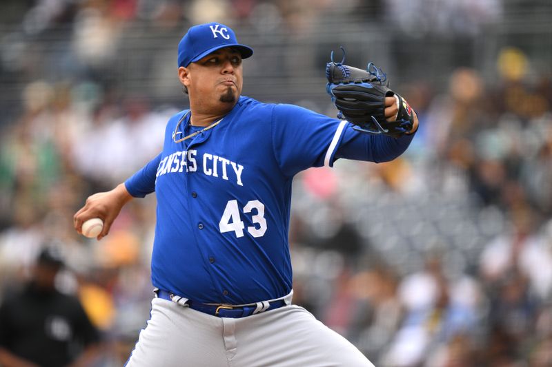 May 17, 2023; San Diego, California, USA; Kansas City Royals starting pitcher Carlos Hernandez (43) throws a pitch against the San Diego Padres during the first inning at Petco Park. Mandatory Credit: Orlando Ramirez-USA TODAY Sports