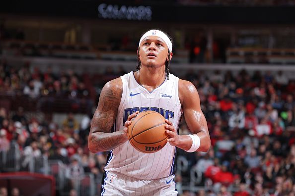 CHICAGO, IL - NOVEMBER 17:  Paolo Banchero #5 of the Orlando Magic shoots a free throw during the In-Season Tournament game against the Chicago Bulls on November 17, 2023 at United Center in Chicago, Illinois. NOTE TO USER: User expressly acknowledges and agrees that, by downloading and or using this photograph, User is consenting to the terms and conditions of the Getty Images License Agreement. Mandatory Copyright Notice: Copyright 2023 NBAE (Photo by Jeff Haynes/NBAE via Getty Images)