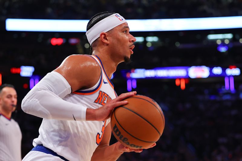 NEW YORK, NEW YORK - DECEMBER 25:  Josh Hart #3 of the New York Knicks during the first quarter against the Milwaukee Bucks at Madison Square Garden on December 25, 2023 in New York City.  NOTE TO USER: User expressly acknowledges and agrees that, by downloading and or using this photograph, User is consenting to the terms and conditions of the Getty Images License Agreement. (Photo by Rich Graessle/Getty Images)