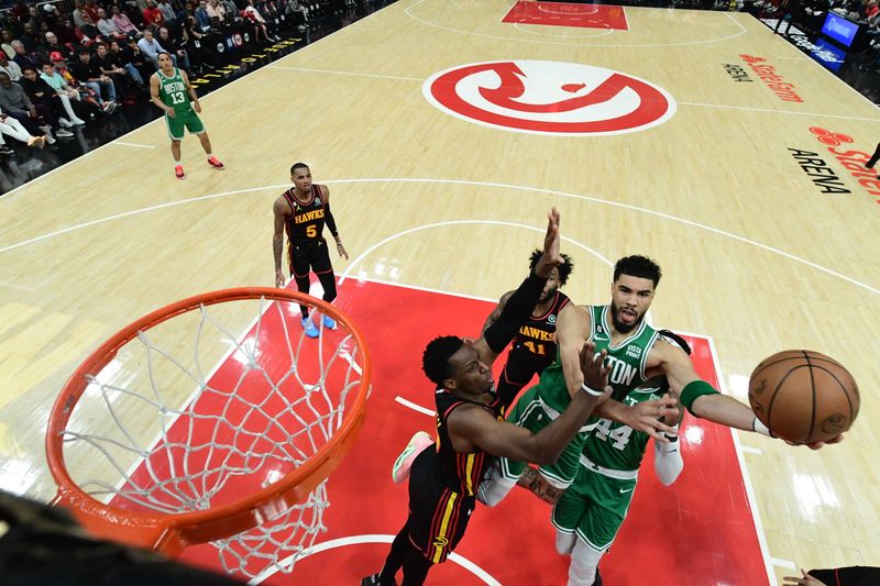 ATLANTA, GA - APRIL 23: Jayson Tatum #0 of the Boston Celtics shoots the ball during Round One Game Four of the 2023 NBA Playoffs on April 23, 2023 at State Farm Arena in Atlanta, Georgia.  NOTE TO USER: User expressly acknowledges and agrees that, by downloading and/or using this Photograph, user is consenting to the terms and conditions of the Getty Images License Agreement. Mandatory Copyright Notice: Copyright 2023 NBAE (Photo by Adam Hagy/NBAE via Getty Images)