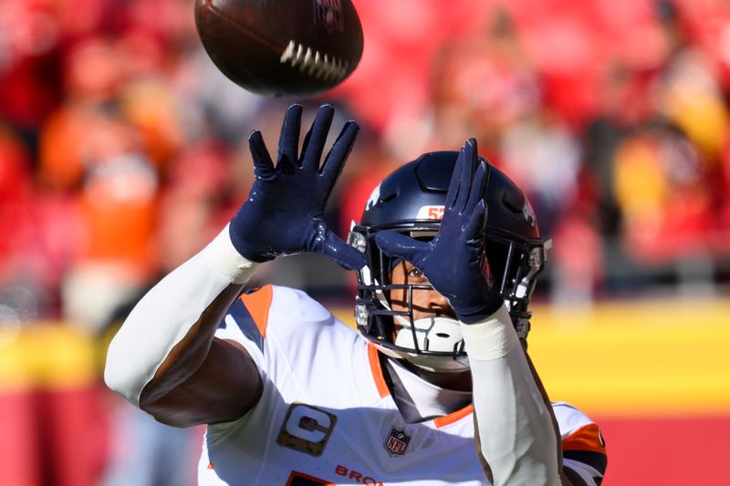 Denver Broncos wide receiver Courtland Sutton makes a catch during warmups before an NFL football game against the Kansas City Chiefs, Sunday, Nov. 10, 2024 in Kansas City, Mo. (AP Photo/Reed Hoffmann)