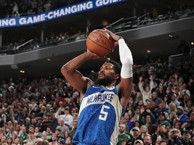 MILWAUKEE, WI - DECEMBER 2: Malik Beasley #5 of the Milwaukee Bucks shoots the ball during the game against the Atlanta Hawks on December 2, 2023 at the Fiserv Forum Center in Milwaukee, Wisconsin. NOTE TO USER: User expressly acknowledges and agrees that, by downloading and or using this Photograph, user is consenting to the terms and conditions of the Getty Images License Agreement. Mandatory Copyright Notice: Copyright 2023 NBAE (Photo by Gary Dineen/NBAE via Getty Images).