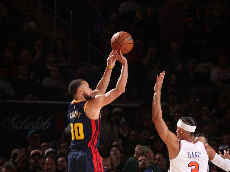 NEW YORK, NY - MARCH 4: Stephen Curry #30 of the Golden State Warriors shoots the ball during the game against the New York Knicks on March 4, 2025 at Madison Square Garden in New York City, New York.  NOTE TO USER: User expressly acknowledges and agrees that, by downloading and or using this photograph, User is consenting to the terms and conditions of the Getty Images License Agreement. Mandatory Copyright Notice: Copyright 2025 NBAE  (Photo by Nathaniel S. Butler/NBAE via Getty Images)