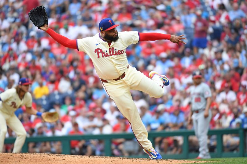 Aug 18, 2024; Philadelphia, Pennsylvania, USA; Philadelphia Phillies pitcher José Alvarado (46) throws a pitch during the seventh inning against the Washington Nationals at Citizens Bank Park. Mandatory Credit: Eric Hartline-USA TODAY Sports