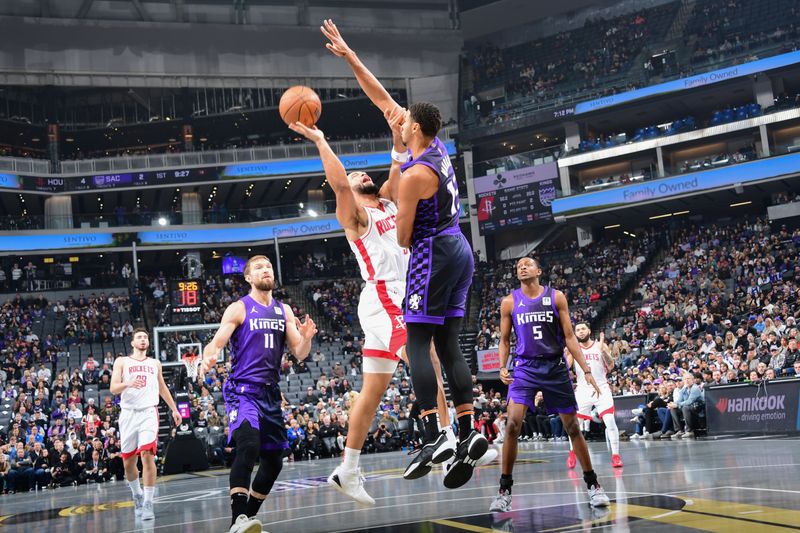 SACRAMENTO, CA - DECEMBER 3: Dillon Brooks #9 of the Houston Rockets drives to the basket during the game against the Sacramento Kings during the Emirates NBA Cup game on December 3, 2024 at Golden 1 Center in Sacramento, California. NOTE TO USER: User expressly acknowledges and agrees that, by downloading and or using this Photograph, user is consenting to the terms and conditions of the Getty Images License Agreement. Mandatory Copyright Notice: Copyright 2024 NBAE (Photo by Adam Pantozzi/NBAE via Getty Images)