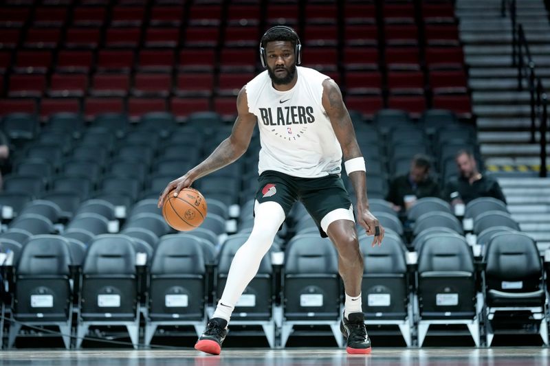 PORTLAND, OREGON - MARCH 14: Deandre Ayton #2 of the Portland Trail Blazers warms up prior to a game against the New York Knicks at Moda Center on March 14, 2024 in Portland, Oregon. NOTE TO USER: User expressly acknowledges and agrees that, by downloading and or using this photograph, User is consenting to the terms and conditions of the Getty Images License Agreement.  (Photo by Soobum Im/Getty Images)