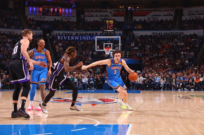 OKLAHOMA CITY, OK - APRIL 9:  Josh Giddey #3 of the Oklahoma City Thunder dribbles the ball during the game against the Sacramento Kings on April 9, 2024 at Paycom Arena in Oklahoma City, Oklahoma. NOTE TO USER: User expressly acknowledges and agrees that, by downloading and or using this photograph, User is consenting to the terms and conditions of the Getty Images License Agreement. Mandatory Copyright Notice: Copyright 2024 NBAE (Photo by Zach Beeker/NBAE via Getty Images)