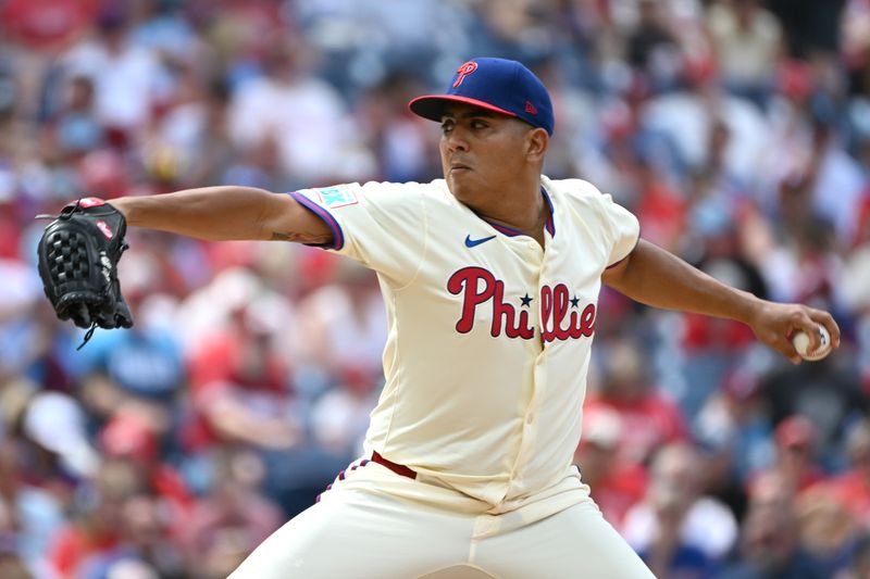 Aug 24, 2025; Philadelphia, Pennsylvania, USA; Philadelphia Phillies pitcher Ranger Suárez (55) throws a pitch during the sixth inning against the Washington Nationals at Citizens Bank Park. Mandatory Credit: Eric Hartline-Imagn Images