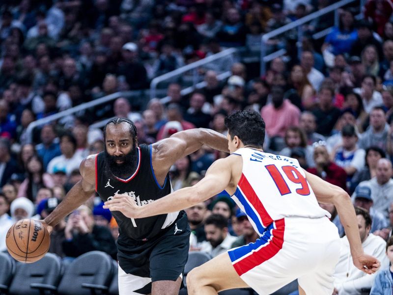 LOS ANGELES, CA - FEBRUARY 10:  James Harden #1 of the LA Clippers goes to the basket during the game on February 10, 2024 at Crypto.Com Arena in Los Angeles, California. NOTE TO USER: User expressly acknowledges and agrees that, by downloading and/or using this Photograph, user is consenting to the terms and conditions of the Getty Images License Agreement. Mandatory Copyright Notice: Copyright 2024 NBAE (Photo by Tyler Ross/NBAE via Getty Images)