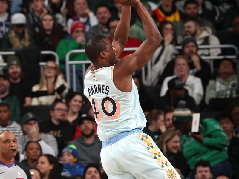 MILWAUKEE, WI - JANUARY 8: Harrison Barnes #40 of the San Antonio Spurs shoots the ball during the game against the Milwaukee Bucks on January 8, 2025 at the Fiserv Forum Center in Milwaukee, Wisconsin. NOTE TO USER: User expressly acknowledges and agrees that, by downloading and or using this Photograph, user is consenting to the terms and conditions of the Getty Images License Agreement. Mandatory Copyright Notice: Copyright 2025 NBAE (Photo by Gary Dineen/NBAE via Getty Images).