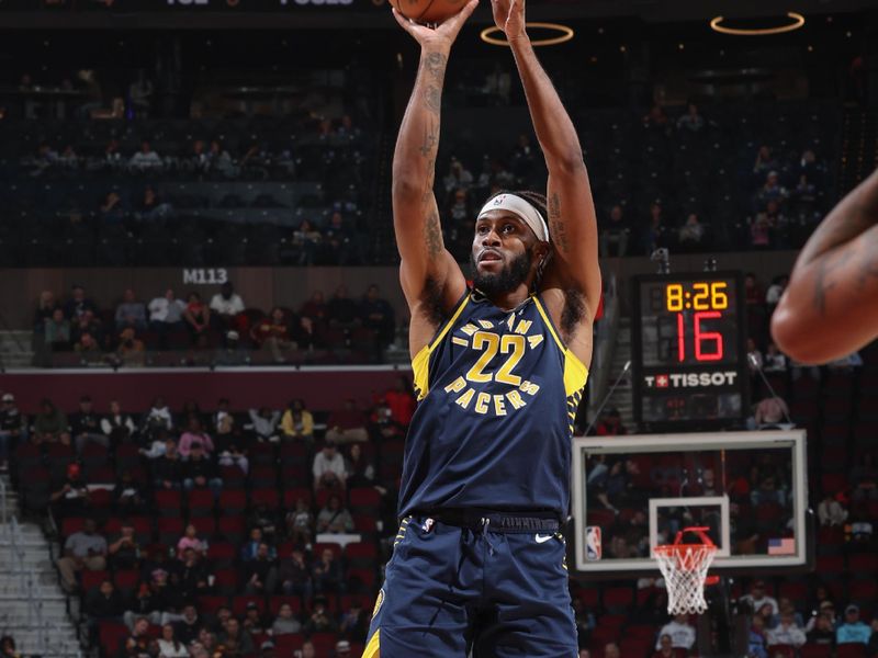 Cleveland, OH - OCTOBER 10: Isaiah Jackson #22 of the Indiana Pacers shoots the ball during the game against the Cleveland Cavaliers during a NBA pre season game on October 10, 2024 at Rocket Mortgage Fieldhouse in Cleveland, Ohio. NOTE TO USER: User expressly acknowledges and agrees that, by downloading and or using this photograph, User is consenting to the terms and conditions of the Getty Images License Agreement. Mandatory Copyright Notice: Copyright 2024 NBAE (Photo by Jeff Haynes/NBAE via Getty Images)