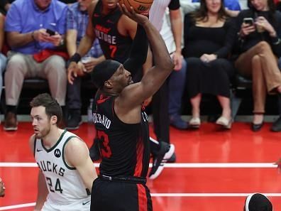 MIAMI, FL - NOVEMBER 28: Bam Adebayo #13 of the Miami Heat shoots the ball during the game   In-Season Tournament on November 28, 2023 at Miami-Dade Arena in Miami, Florida. NOTE TO USER: User expressly acknowledges and agrees that, by downloading and or using this Photograph, user is consenting to the terms and conditions of the Getty Images License Agreement. Mandatory Copyright Notice: Copyright 2023 NBAE (Photo by Robby Illanes/NBAE via Getty Images)