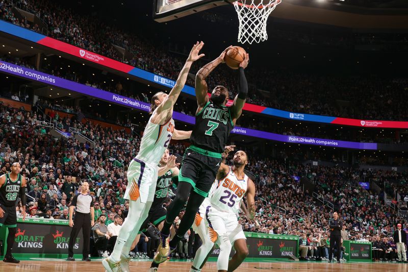 BOSTON, MA - FEBRUARY 3: Jaylen Brown #7 of the Boston Celtics drives to the basket during the game against the Phoenix Suns on February 3, 2023 at TD Garden in Boston, Massachusetts.  NOTE TO USER: User expressly acknowledges and agrees that, by downloading and or using this photograph, User is consenting to the terms and conditions of the Getty Images License Agreement. Mandatory Copyright Notice: Copyright 2022 NBAE  (Photo by Nathaniel S. Butler/NBAE via Getty Images)