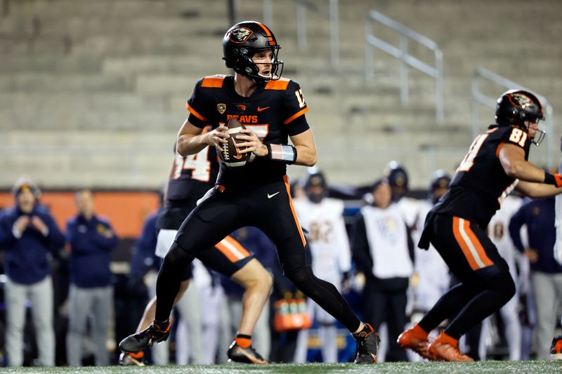 Nov 12, 2022; Corvallis, Oregon, USA; Oregon State Beavers quarterback Ben Gulbranson (17) looks to throw during the first half against the California Golden Bears at Reser Stadium. Mandatory Credit: Soobum Im-USA TODAY Sports