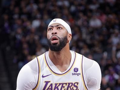 SACRAMENTO, CA - OCTOBER 29: Anthony Davis #3 of the Los Angeles Lakers prepares to shoot a free throw during the game against the Sacramento Kings on October 29, 2023 at Golden 1 Center in Sacramento, California. NOTE TO USER: User expressly acknowledges and agrees that, by downloading and or using this Photograph, user is consenting to the terms and conditions of the Getty Images License Agreement. Mandatory Copyright Notice: Copyright 2023 NBAE (Photo by Rocky Widner/NBAE via Getty Images)