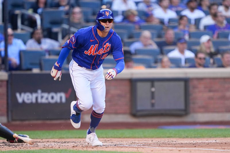 Sep 14, 2023; New York City, New York, USA; New York Mets center fielder Brandon Nimmo (9) runs out an RBI double against the Arizona Diamondbacks during the third inning at Citi Field. Mandatory Credit: Gregory Fisher-USA TODAY Sports