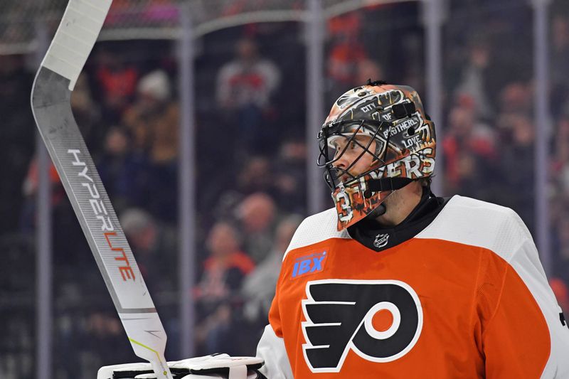 Jan 18, 2024; Philadelphia, Pennsylvania, USA; Philadelphia Flyers goaltender Samuel Ersson (33) against the Dallas Stars during the second period at Wells Fargo Center. Mandatory Credit: Eric Hartline-USA TODAY Sports