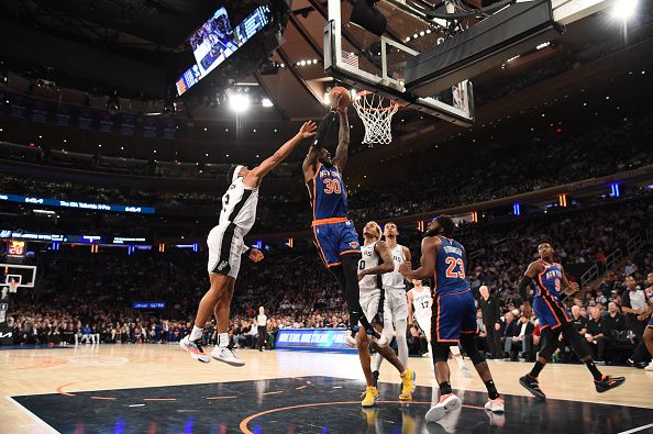 NEW YORK, NY - NOVEMBER 8: [EDITORS NOTE: Sequence 1 of 3] Julius Randle #30 of the New York Knicks dunks the ball during the game against the San Antonio Spurs on November 8, 2023 at Madison Square Garden in New York City, New York.  NOTE TO USER: User expressly acknowledges and agrees that, by downloading and or using this photograph, User is consenting to the terms and conditions of the Getty Images License Agreement. Mandatory Copyright Notice: Copyright 2023 NBAE  (Photo by Brian Babineau/NBAE via Getty Images)