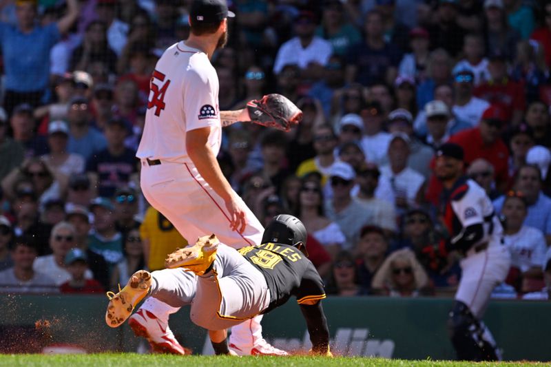 Aug 31, 2025; Boston, Massachusetts, USA; Pittsburgh Pirates second baseman Nick Gonzales (39) steals home plate on a wild pitch from Boston Red Sox starting pitcher Lucas Giolito (54) during the fourth inning at Fenway Park. Mandatory Credit: Eric Canha-Imagn Images