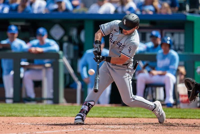 Apr 7, 2024; Kansas City, Missouri, USA; Chicago White Sox outfielder Dominic Fletcher (7) batting during the seventh inning against the Kansas City Royals at Kauffman Stadium. Mandatory Credit: William Purnell-USA TODAY Sports