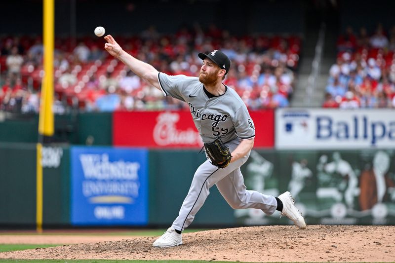 May 5, 2024; St. Louis, Missouri, USA;  Chicago White Sox relief pitcher John Brebbia (59) pitches against the St. Louis Cardinals during the ninth inning at Busch Stadium. Mandatory Credit: Jeff Curry-USA TODAY Sports