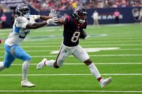 Titans Tangle with Texans: Tennessee's Test of Tenacity at NRG Stadium