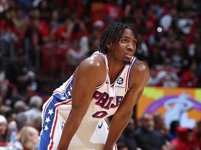 MIAMI, FL - DECEMBER 25:  Tyrese Maxey #0 of the Philadelphia 76ers looks on during the game against the Miami Heat on December 25, 2023 at Kaseya Center in Miami, Florida. NOTE TO USER: User expressly acknowledges and agrees that, by downloading and or using this Photograph, user is consenting to the terms and conditions of the Getty Images License Agreement. Mandatory Copyright Notice: Copyright 2023 NBAE (Photo by David Sherman/NBAE via Getty Images)