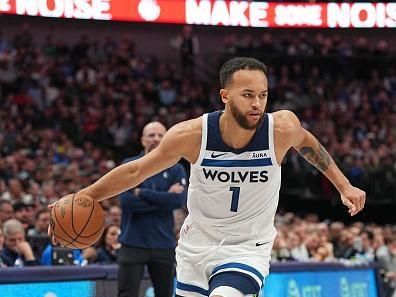 DALLAS, TX - DECEMBER 14: Kyle Anderson #1 of the Minnesota Timberwolves dribbles the ball during the game against the Dallas Mavericks on December 14, 2023 at the American Airlines Center in Dallas, Texas. NOTE TO USER: User expressly acknowledges and agrees that, by downloading and or using this photograph, User is consenting to the terms and conditions of the Getty Images License Agreement. Mandatory Copyright Notice: Copyright 2023 NBAE (Photo by Glenn James/NBAE via Getty Images)