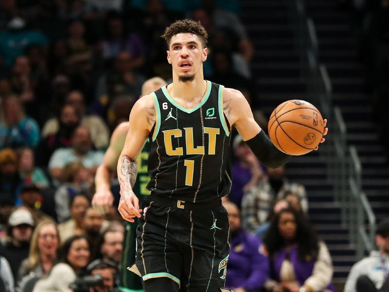 CHARLOTTE, NC - JANUARY 2: LaMelo Ball #1 of the Charlotte Hornets dribbles the ball against the Los Angeles Lakers on January 2, 2023 at Spectrum Center in Charlotte, North Carolina. NOTE TO USER: User expressly acknowledges and agrees that, by downloading and or using this photograph, User is consenting to the terms and conditions of the Getty Images License Agreement. Mandatory Copyright Notice: Copyright 2023 NBAE (Photo by Brock Williams-Smith/NBAE via Getty Images)