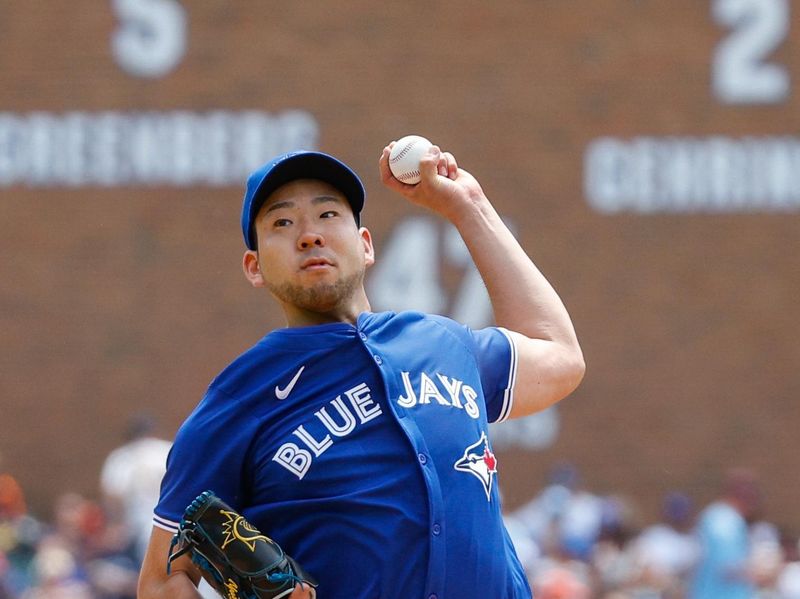 May 26, 2024; Detroit, Michigan, USA; Toronto Blue Jays starting pitcher Yusei Kikuchi (16) pitches during the second inning of the game against the Detroit Tigers at Comerica Park. Mandatory Credit: Brian Bradshaw Sevald-USA TODAY Sports