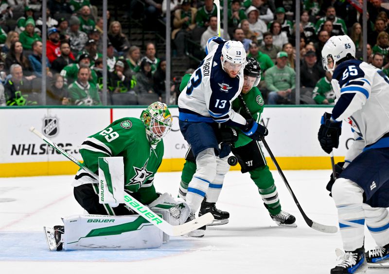 Dallas Stars Look to Extend Winning Streak Against Winnipeg Jets: Jamie Benn Leads the Charge