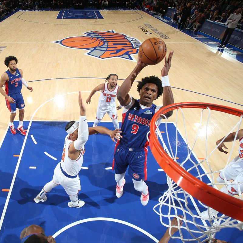 NEW YORK, NY - JANUARY 13: Ausar Thompson #9 of the Detroit Pistons drives to the basket during the game against the New York Knicks on January 13, 2025 at Madison Square Garden in New York City, New York.  NOTE TO USER: User expressly acknowledges and agrees that, by downloading and or using this photograph, User is consenting to the terms and conditions of the Getty Images License Agreement. Mandatory Copyright Notice: Copyright 2025 NBAE  (Photo by Nathaniel S. Butler/NBAE via Getty Images)