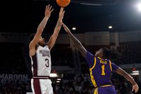 LSU Tigers' Jordan Wright Shines as Mississippi State Bulldogs Prepare for Showdown at Bridgesto...