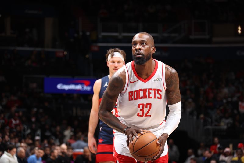 WASHINGTON, DC -? JANUARY 7:  Jeff Green #32 of the Houston Rockets shoots a free throw during the game against the Washington Wizards on January 7, 2025 at Capital One Arena in Washington, DC. NOTE TO USER: User expressly acknowledges and agrees that, by downloading and or using this Photograph, user is consenting to the terms and conditions of the Getty Images License Agreement. Mandatory Copyright Notice: Copyright 2025 NBAE (Photo by Stephen Gosling/NBAE via Getty Images)