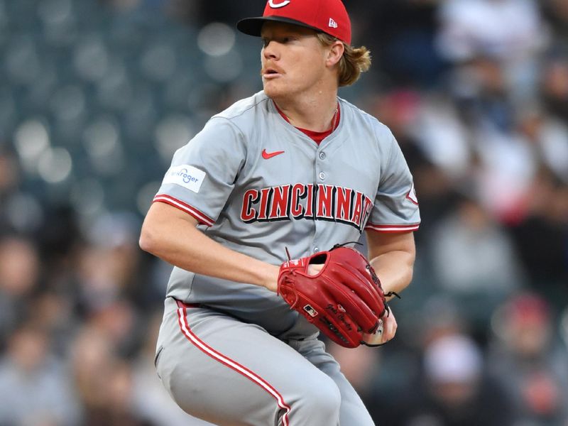 Apr 12, 2024; Chicago, Illinois, USA; Cincinnati Reds starting pitcher Andrew Abbott (41) pitches during the first inning against the Chicago White Sox at Guaranteed Rate Field. Mandatory Credit: Patrick Gorski-USA TODAY Sports