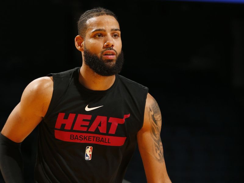 SAN FRANCISCO, CA - OCTOBER 27: Caleb Martin #16 of the Miami Heat warms up before the game against the Golden State Warriors on October 27, 2022 at Chase Center in San Francisco, California. NOTE TO USER: User expressly acknowledges and agrees that, by downloading and or using this photograph, user is consenting to the terms and conditions of Getty Images License Agreement. Mandatory Copyright Notice: Copyright 2022 NBAE (Photo by Jed Jacobsohn/NBAE via Getty Images)